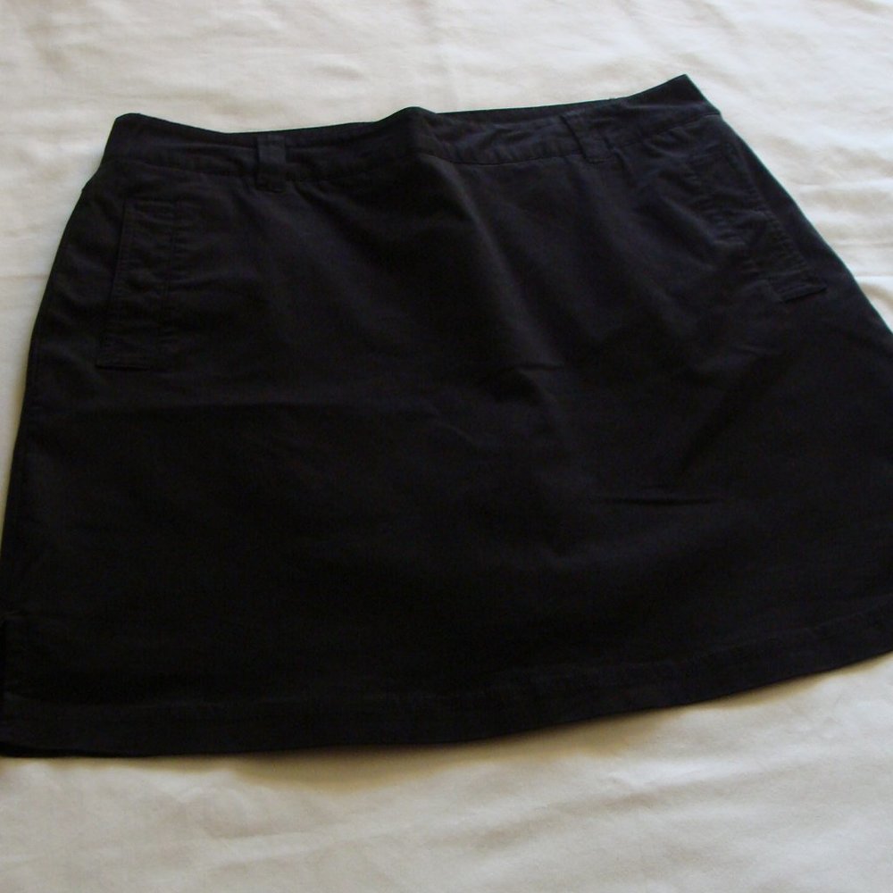 N'VO by LANCTOT Black Fully Skirted ATHLETIC Style SKORT Sz 8